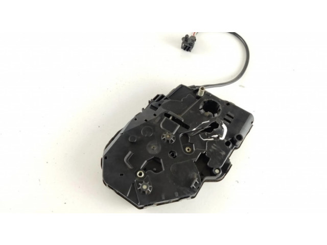 Zámek zadních dveří 2K0827426C Volkswagen Caddy 2010