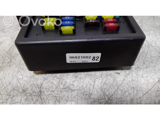 Pojistková skříňka 96821082 Chevrolet Captiva 2008