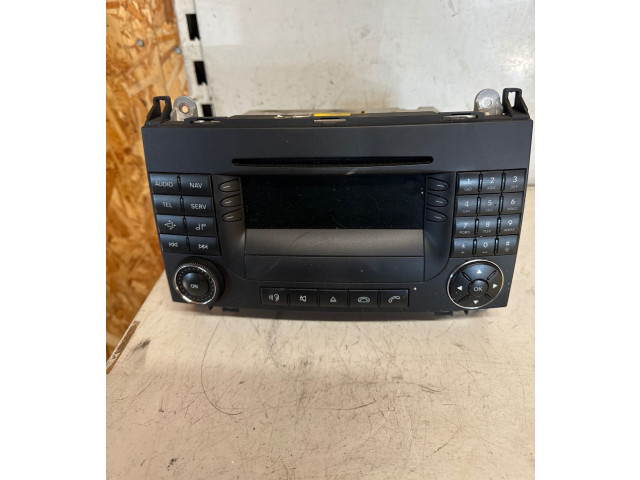 Pojistková skříňka Радио/ проигрыватель / навигация A1698205089, A2038270062 Mercedes-Benz B W245 2005