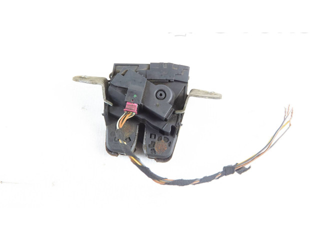 Zámek zadních dveří Mercedes-Benz E W212 2015