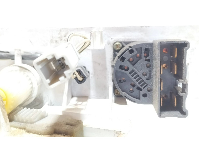 Рулевая рейка  Модуль блока управления кондиционером    Honda HR-V 1998 - 2005 года