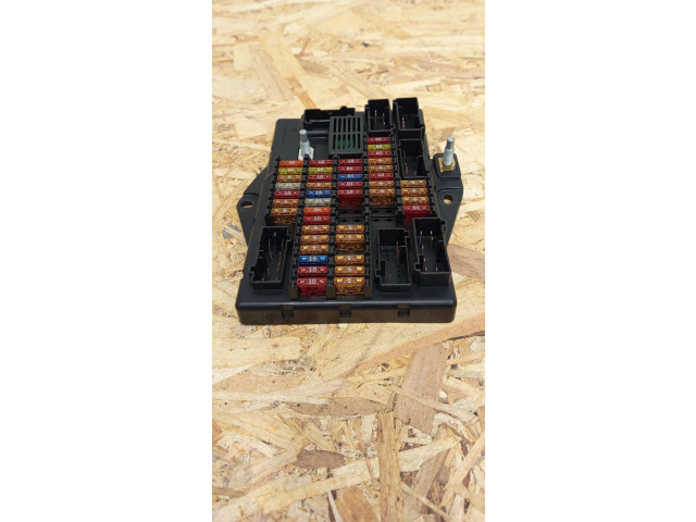 Блок предохранителей 2W9314N023BC, 2W9314A073BE Jaguar XJ X350