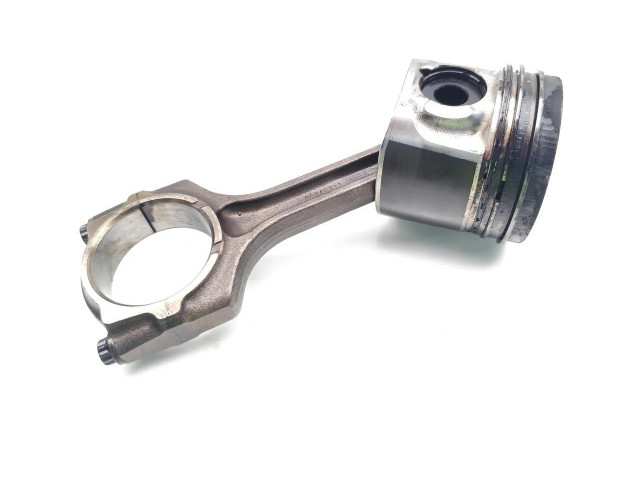 Поршень с шатуном N22A2 N22A2, 05040811 Honda CR-V