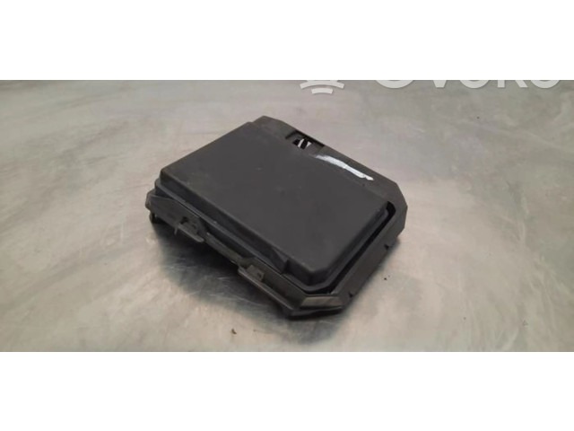 Pojistková skříňka 284B76LA0B Nissan Juke II F16 2020