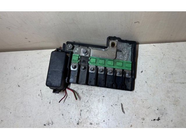 Блок предохранителей 6R0937550A, 6R0937621 Skoda Fabia Mk2 (5J)