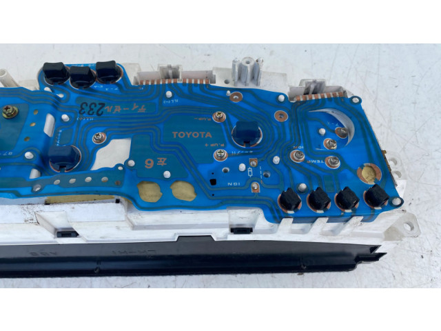 Přístrojová deska  Toyota Carina T170 1990 832002B501, 69160630  