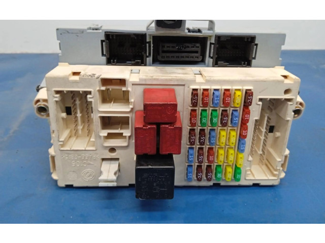 Блок предохранителей 501202110030 Alfa Romeo 166