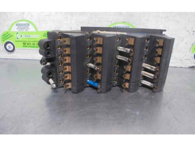 Pojistková skříňka Řídící jednotka BSM 1245438805 Mrcedes-Benz E W124 1990