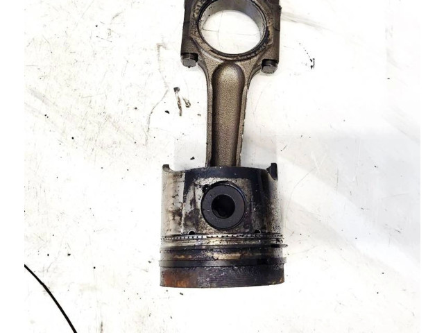 Поршень с шатуном Peugeot 406