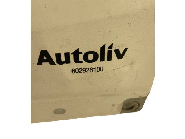 Блок предохранителей 30615716, G2808050970370 Volvo S40