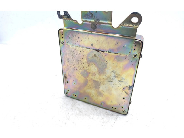 Блок управления двигателя MD175667, E2T38974 Mitsubishi Colt