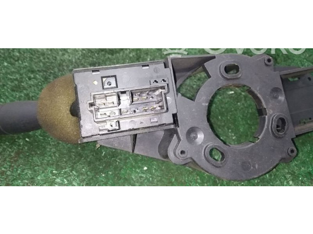 Pojistková skříňka Включатель скорости стеклоочистителей Citroen Saxo 1996