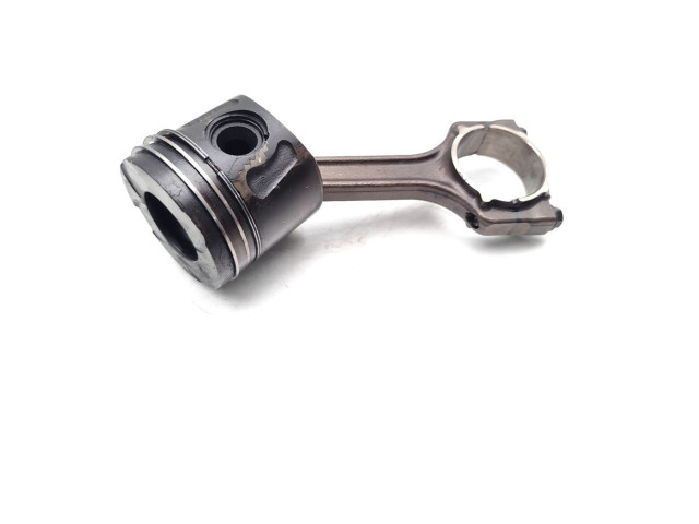 Píst 199B1.000 Alfa Romeo Mito 199B1.000