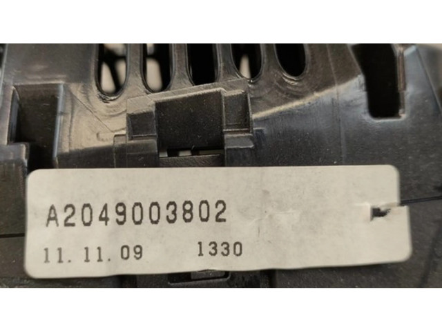 Přístrojová deska  Mercedes-Benz C W204 2007 A2049003802, 1330  