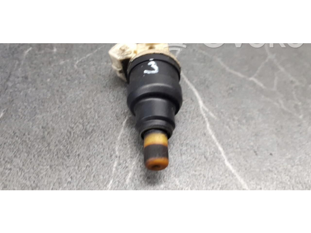 Vstřikovač 9250930001 Hyundai Lantra II