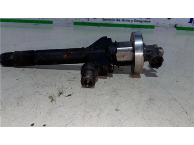 Vstřikovač Mazda MPV II LW pro naftový motor