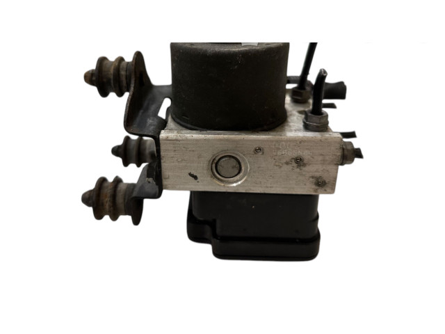 Блок АБС 2K0614117B, 2K0907379B Volkswagen Caddy 2004 - 2010 года