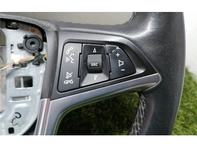 Руль Opel Meriva B  2010 - 2016 года 13351021, 13351021      