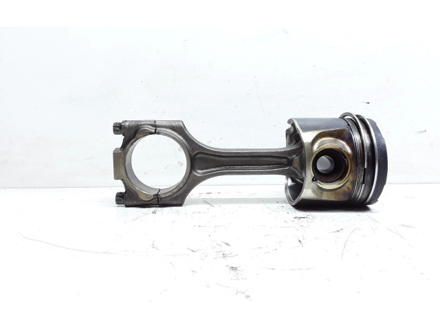 Поршень с шатуном 81L123 Volvo S60