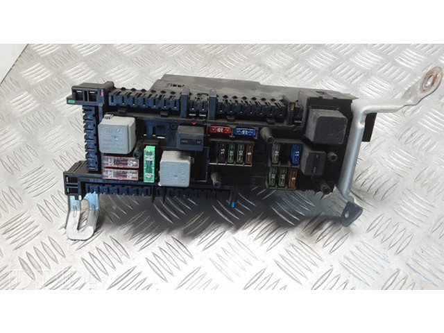   Pojistková skříňka 2129009822, 2129017206   Mercedes-Benz E W212 2014