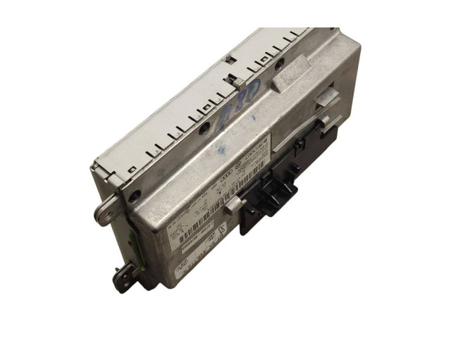 Zpětné zrcátko  Audi Q7 4L 2008  8T0919603C  