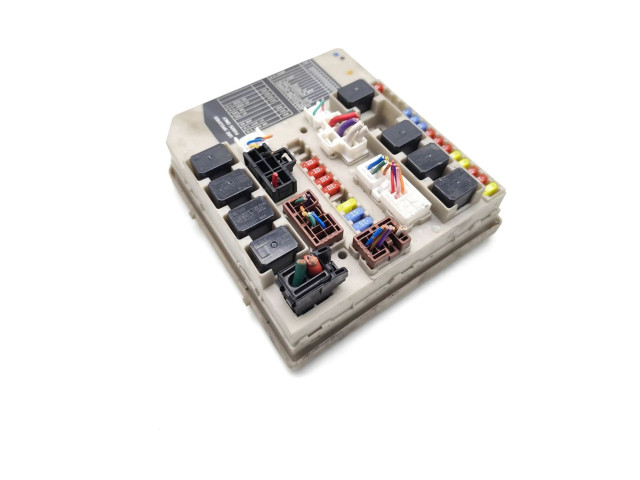 Pojistková skříňka Nissan Note (E11) 2012