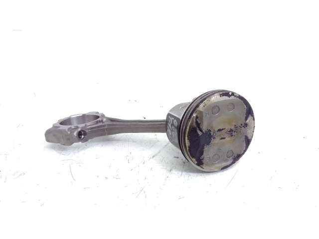  Поршень с шатуном  21120  Toyota Yaris для бензинового двигателя 1.5