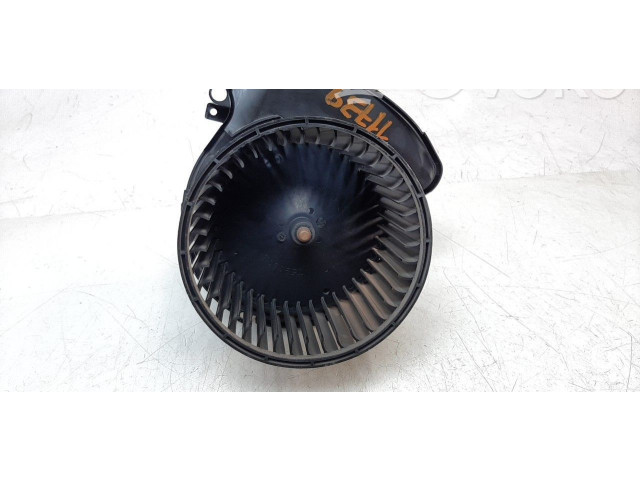 Вентилятор печки 272109977R Dacia Jogger