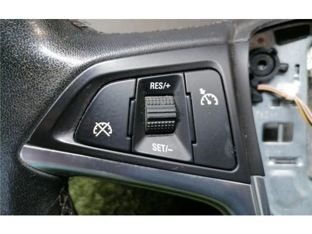 Руль Opel Meriva B  2010 - 2016 года 13351021, 13351021      