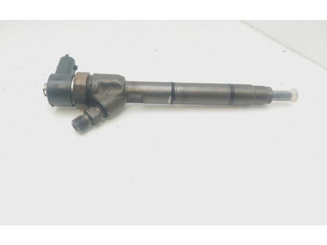 Форсунка 338002A400    KIA Rio   