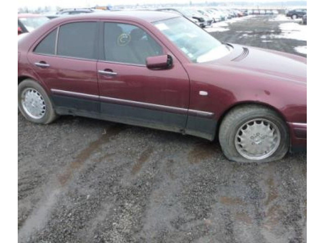 Вентилятор печки       Mercedes-Benz E W210