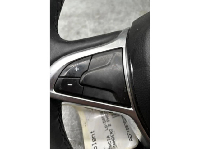 Руль Dacia Sandero - года 484007478R