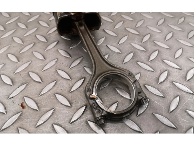 Píst 04EC Audi A1 CPTA