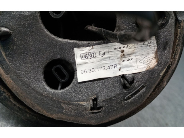 Зеркало электрическое Dacia Sandero 2008 - 2012 года