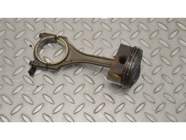 Поршень AUK 06EA Audi A6 S6 C6 4F