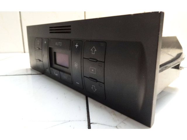 Блок управления климат-контролем 8Z0820043   Audi A2