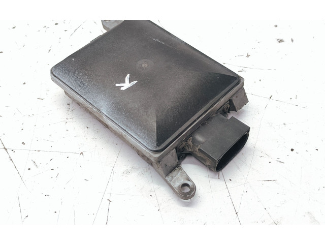 Датчик слепых зон 8T0907566A   Audi Q5 SQ5