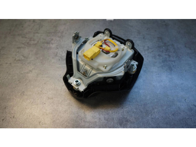 Подушка безопасности водителя 7030A088XB Mitsubishi Outlander