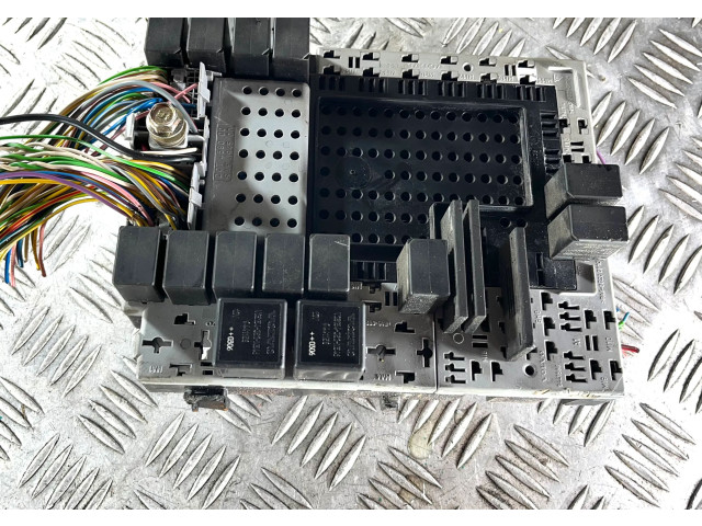 Блок предохранителей 30657428, 30657428   Volvo XC90    