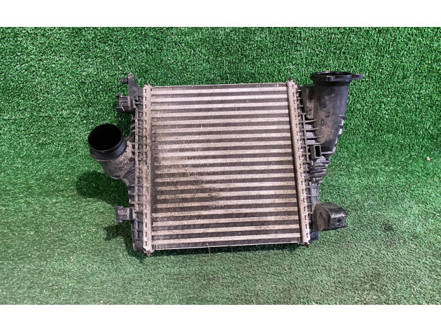 Интеркулер  4M014580   Audi Q8 