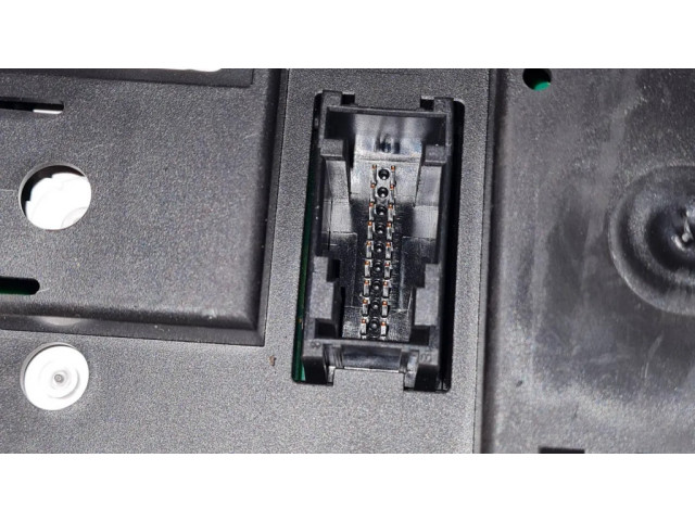 Přístrojová deska BMW X1 E84 2013 9284265, 62109284265