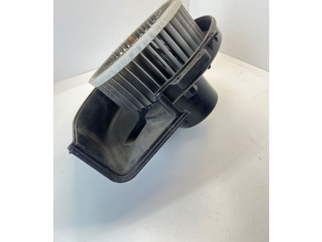 Вентилятор печки 6R1819015A, Y1551 Skoda Fabia Mk3 (NJ)