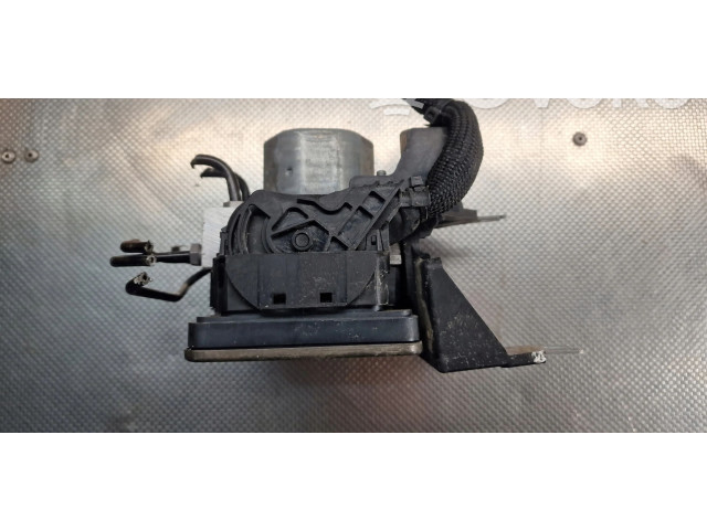 Jednotka ABS A0004312900 Mercedes-Benz GLA W156 2017