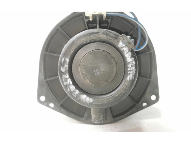 Вентилятор печки       Nissan Vanette