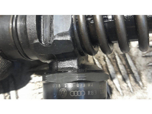 Vstřikovač 038130073AJ, 0414720037   Volkswagen PASSAT B5.5  pro naftový motor 1.9  