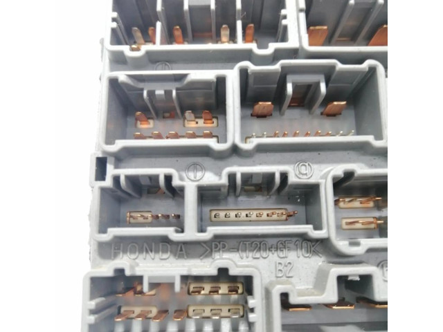 Pojistková skříňka 3820ES6AG200 Honda Civic