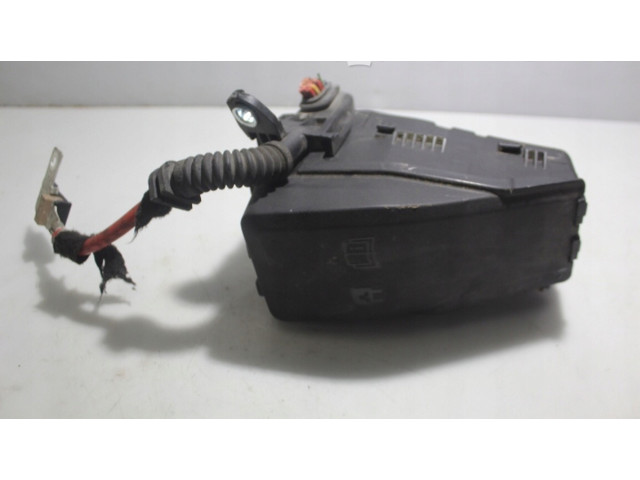 Блок предохранителей     Volvo S80    