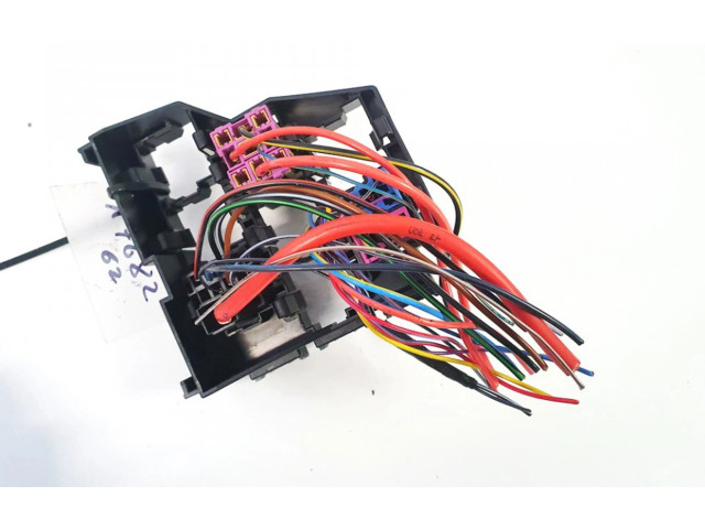 Pojistková skříňka 7e0937503b, 7E0937503B Volkswagen Transporter - Caravelle T5 2008