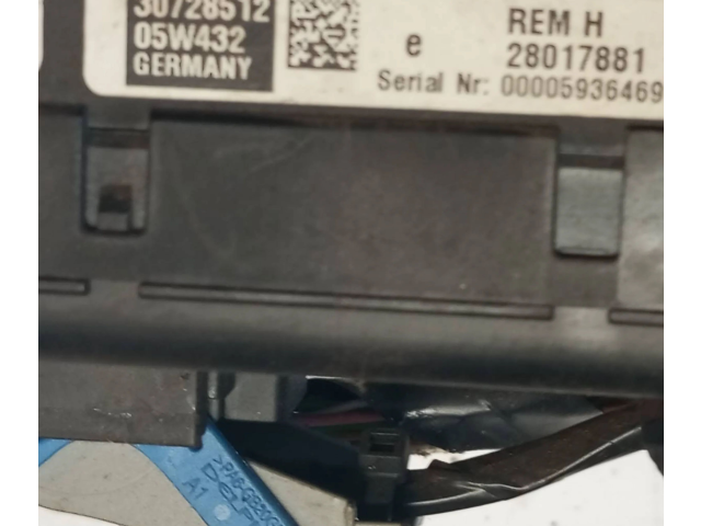 Блок предохранителей 30728512, 28017881   Volvo XC90    