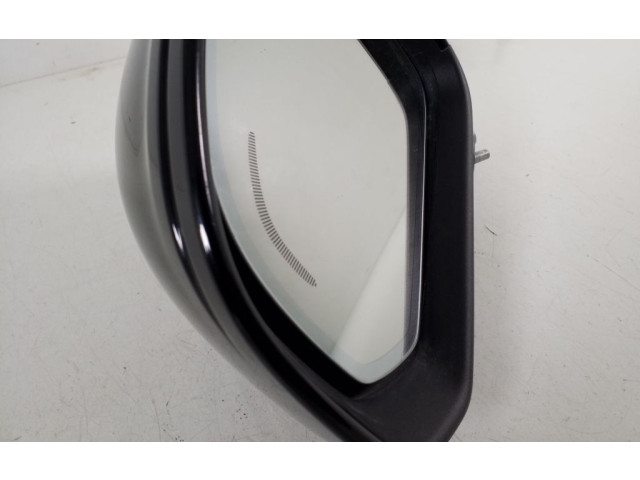 Зеркало электрическое Volvo XC40 - года